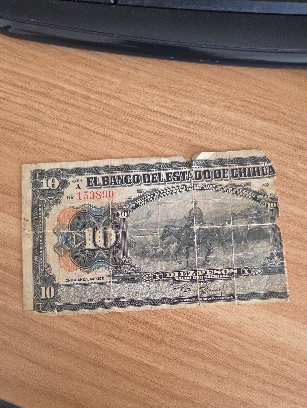 Vintage 10 Pesos Banknote - Black and Brown